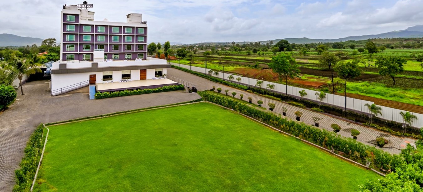 Effotel by Sayaji, Sarola, Pune photo 2 thumbnail