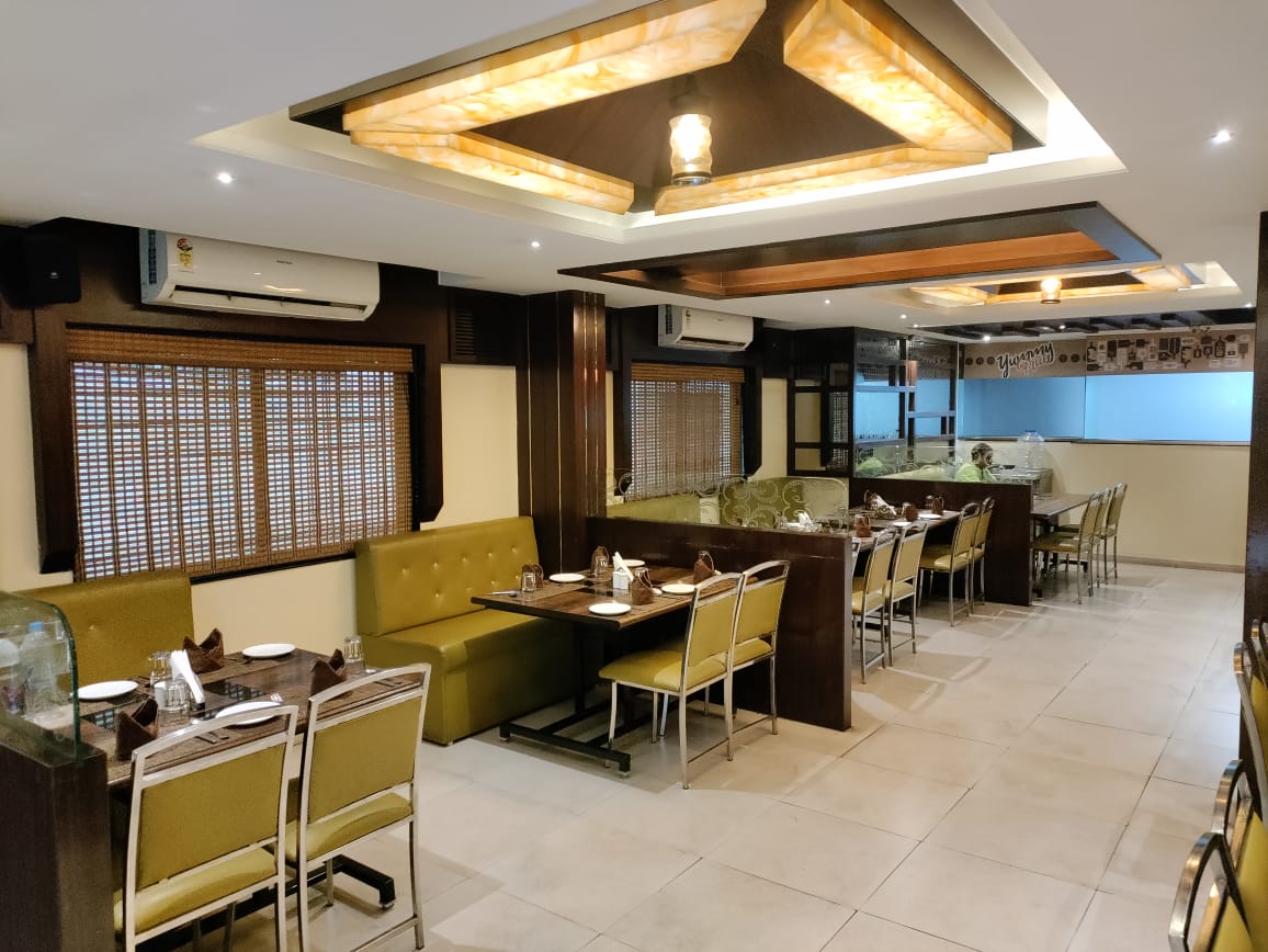 Sanket Inn Garden Restaurant photo 5 thumbnail