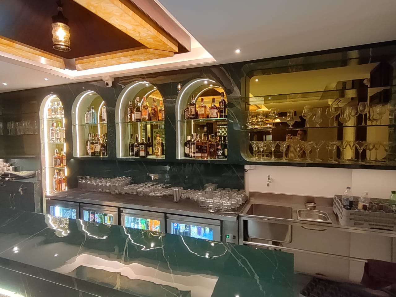 Sanket Inn Garden Restaurant photo 9 thumbnail