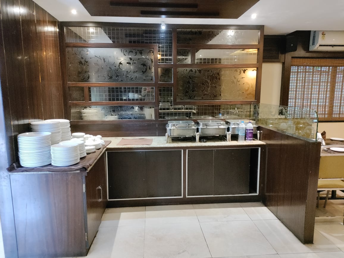 Sanket Inn Garden Restaurant photo 11 thumbnail