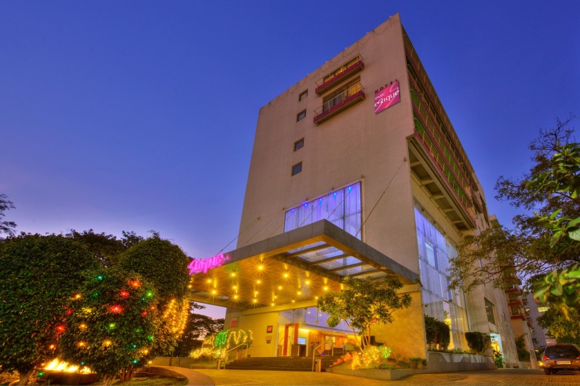 Palm Court, Viman Nagar, Pune photo 6 thumbnail
