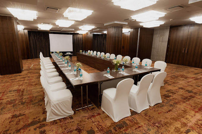 Saffron Banquet at Hyatt Centric, Juhu, Mumbai photo 6 thumbnail